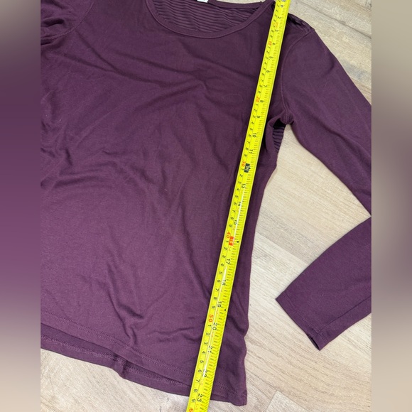 Women's Long Sleeve Workout Top - Picture 4 of 6